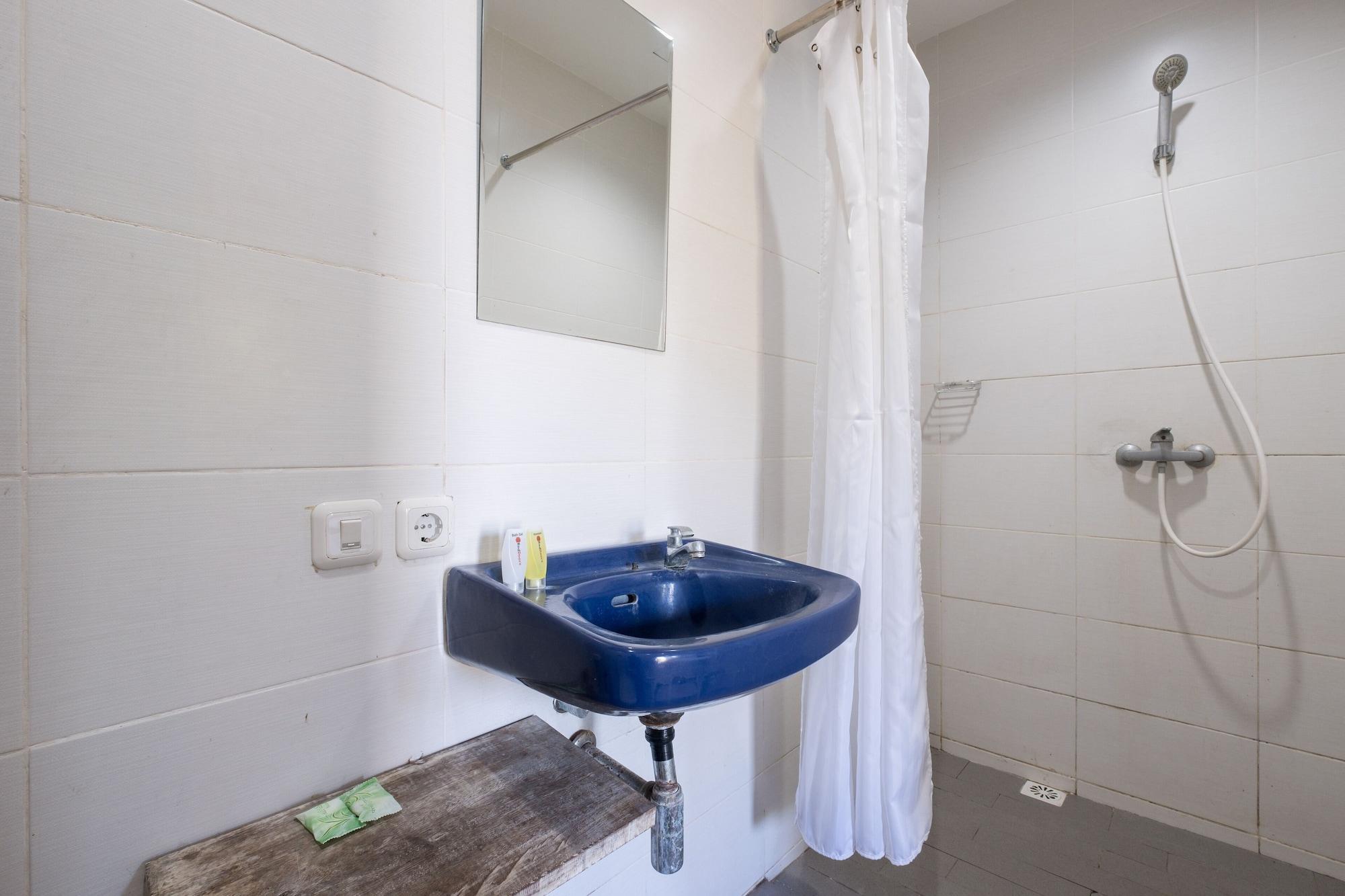 Hotel Reddoorz @ Pecatu Ungasan Esterno foto