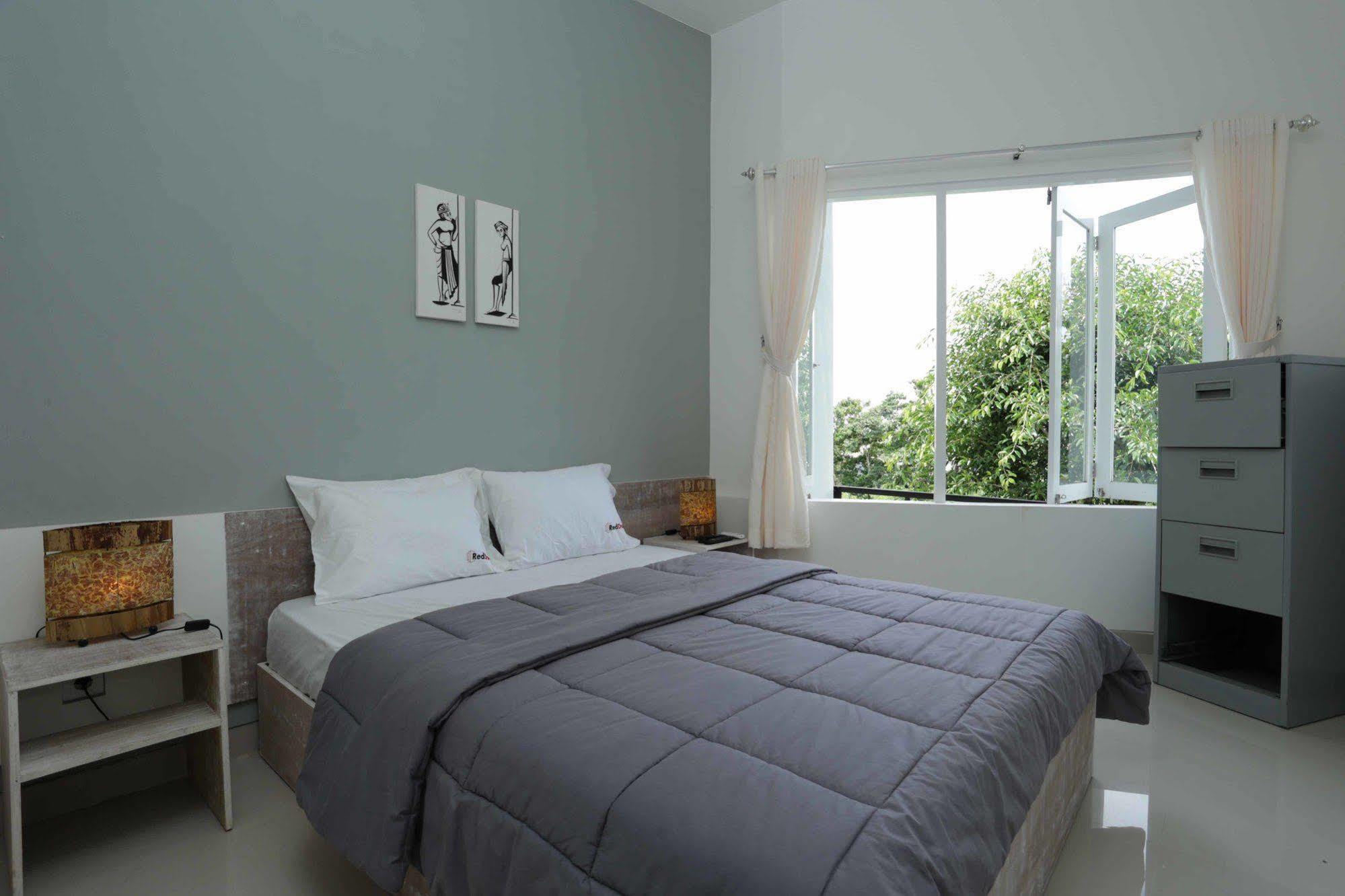 Hotel Reddoorz @ Pecatu Ungasan Esterno foto