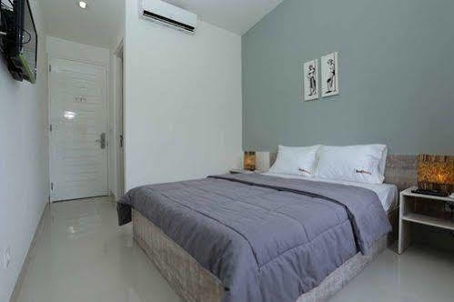 Hotel Reddoorz @ Pecatu Ungasan Esterno foto